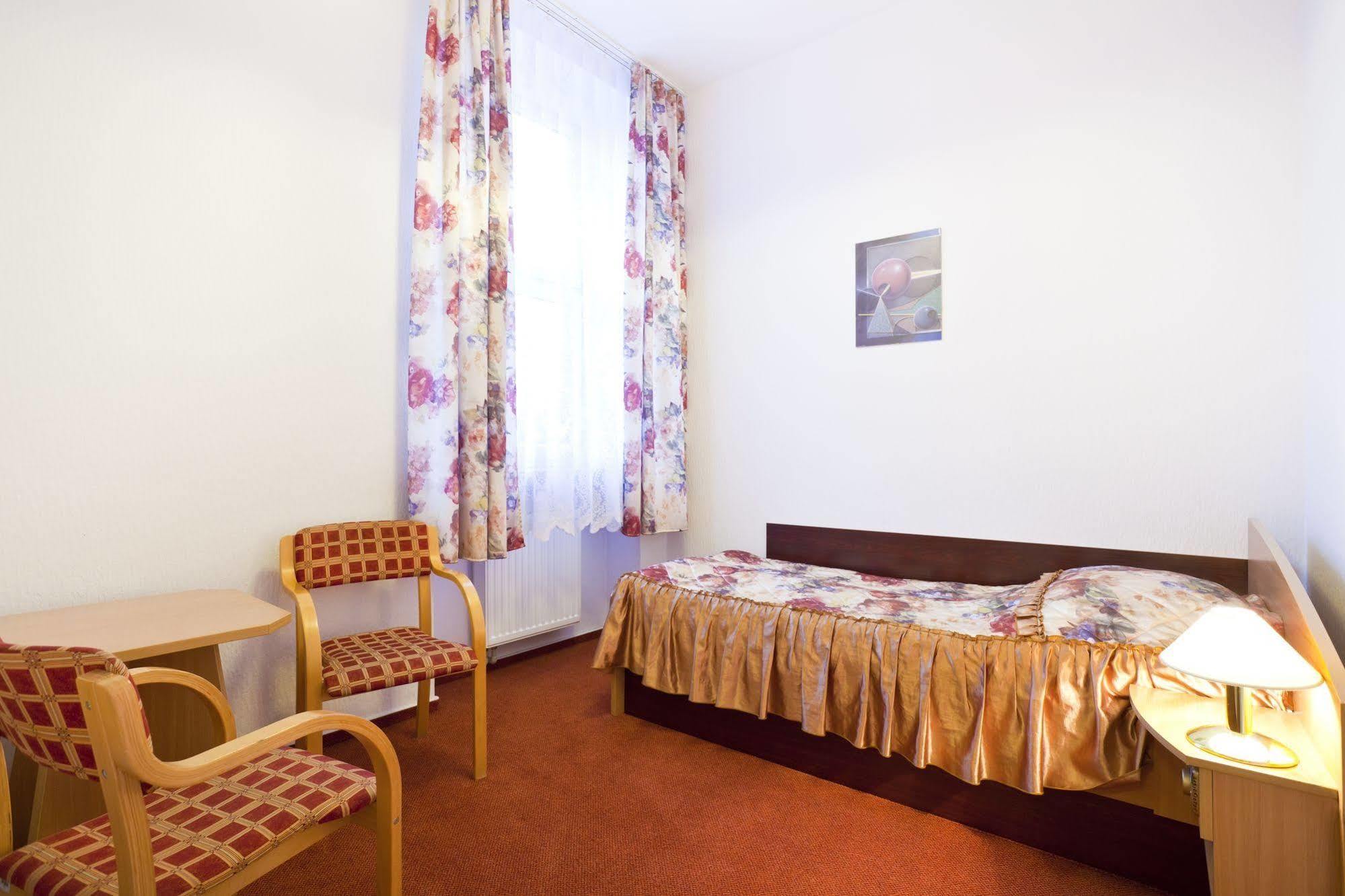 Aiden By Best Western Lodz Extérieur photo